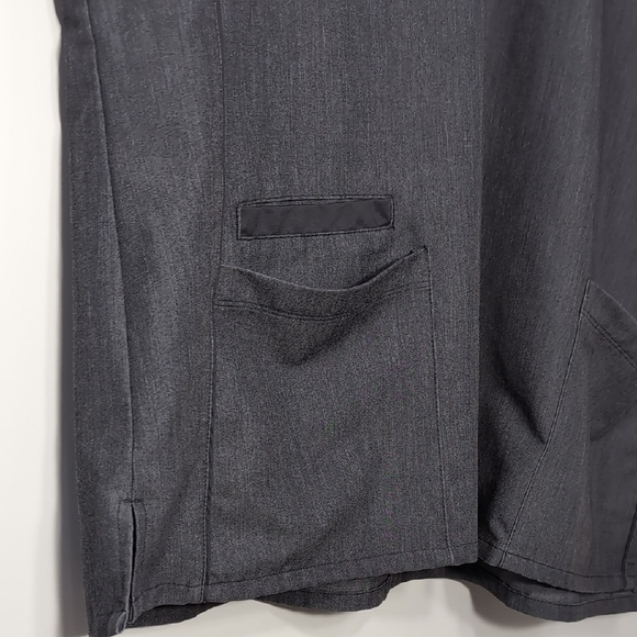 Matix | Pro Dark Gray Short Sleeve V-Neck Scrubs With Pockets Size XXL - Picture 4 of 7